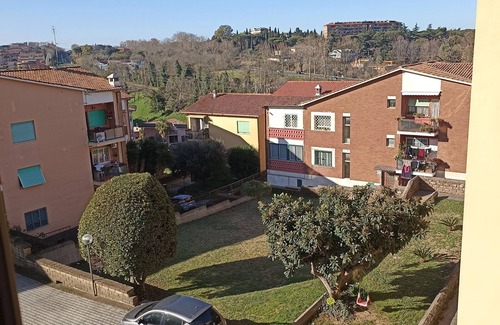 Zona XXXIII Acilia Sud Apartment | Perfect Retreat: The House in the Village for Families & Pets