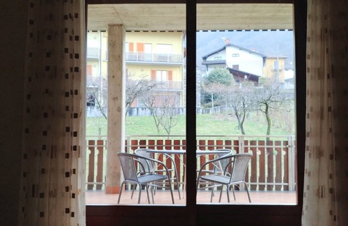 Piantedo Apartment | Unforgettable Stay at The House in Valtellina with Lake View