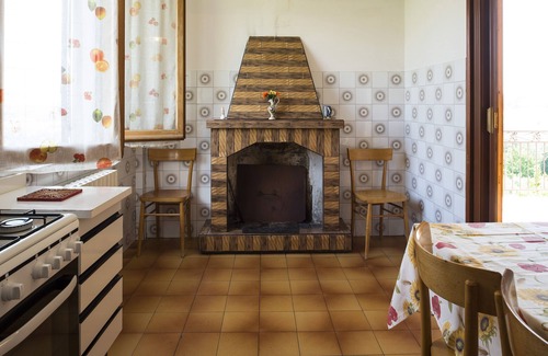 Monte San Pietrangeli House | Pet-Friendly Retreat at The House de Fasia - 9/10 Rated
