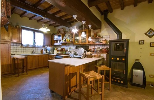 Montecampano House | Relax at The House of Betta with Ocean View and Pool