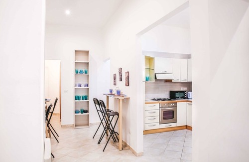 Naples City Centre Apartment | Discover The House of Gianmaria in Historic Center Bliss