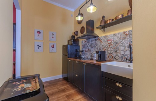 Ferrara Historic Centre Apartment | Enchanting Stay at The House of Harry Potter & Love Story