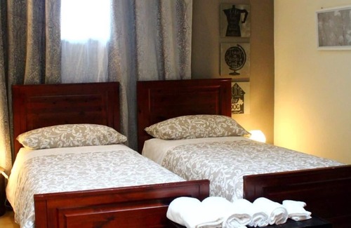Sciolze Bed & Breakfast | Relaxing Retreat at The House of Neh, Near Turin