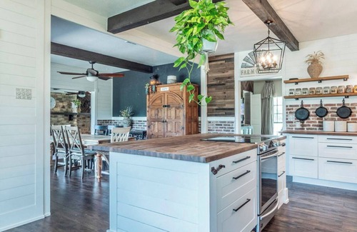 Round Rock House | The House of Proverbs-All about our Heavenly Father, Family and Good Fellowship!