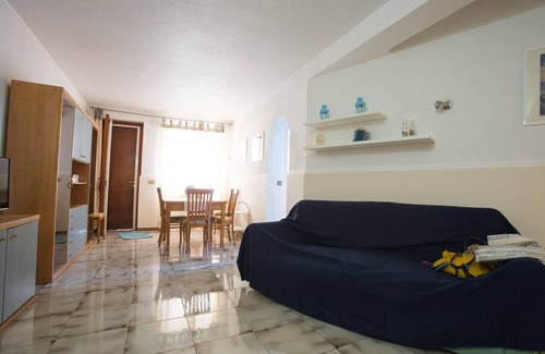 Augusta Apartment | Idyllic Rosi Apartment: Ocean View Near Etna & Amenities