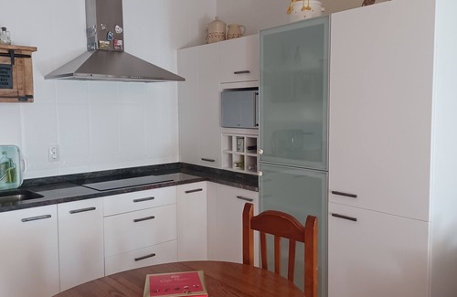 Lumbier Apartment | Pet-Friendly Retreat at The House of the Gatico in Navarra
