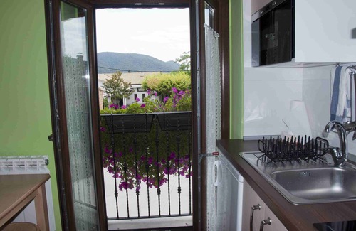 Acedo Apartment | Guest Rated 10/10: The House of the Rebound with Pool & Spa