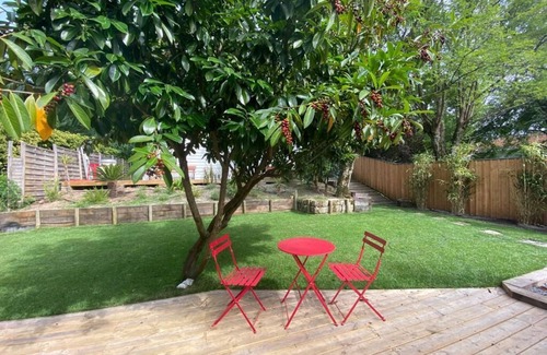 Cazaux House | Discover the House on Your Next Getaway Adventure