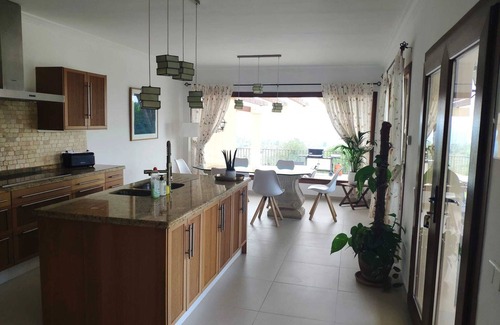 Puntiro Villa | Experience "The House": Villa with Breathtaking Bay Views