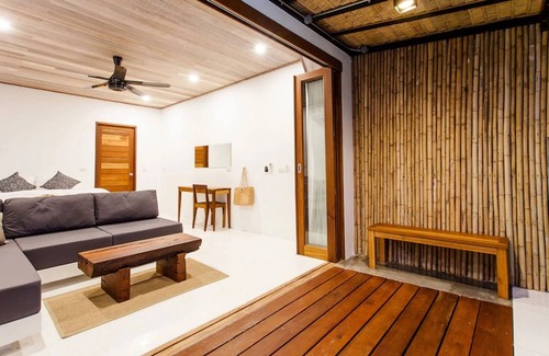 Ang Thong Hotel | Experience The Humble Villas: Guest Rated 9.8 with Pools