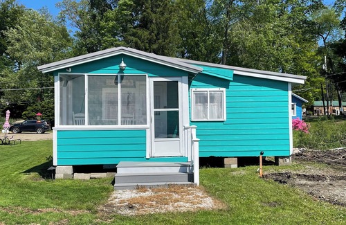 Canadohta Lake Cottage | Cozy Lakefront Cottage at The Pier: Perfect for 7 Guests!