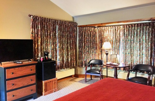 Wilmington Hotel | Experience The Hungry Trout: Family-Friendly Retreat Awaits