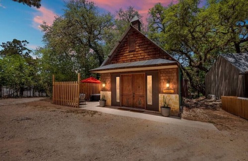 Far North Central House | Kid-Friendly Getaway at The Huntsman in Hill Country