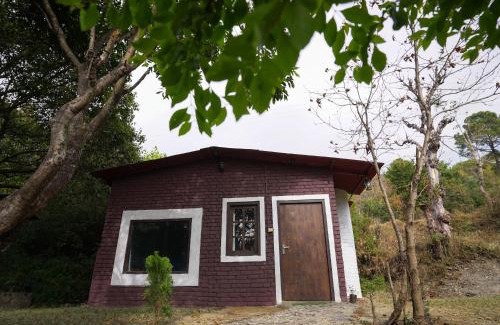 Bhimtal House | The Husky House