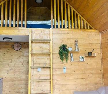 Vadosfa House | The Hut of Peace