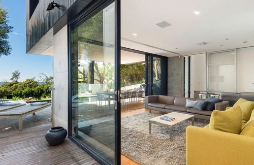 Whale Beach House | THE HUTT by Palm Beach Holiday Rentals