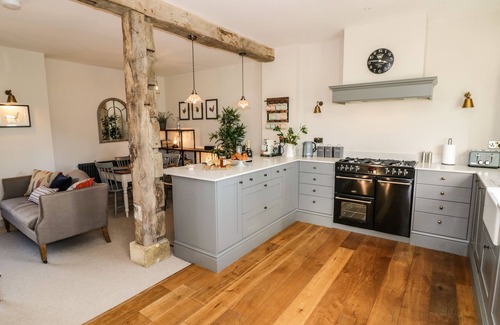 City Centre Cottage | The Hyde