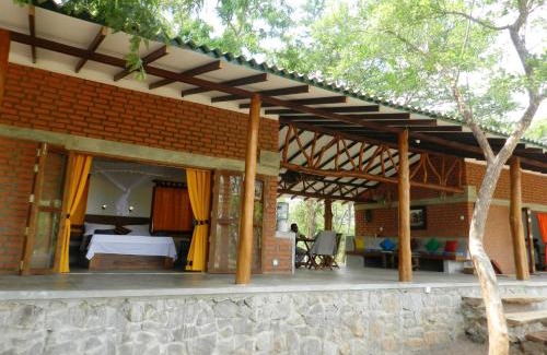 Karuwalagaswewa Cabin | Discover The Ibis - Wilpattu: Family-Friendly Escape