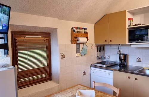 Saint-Leger-les-Melezes Apartment | Comfortable St Léger Apartment Near Slopes with Spa Access
