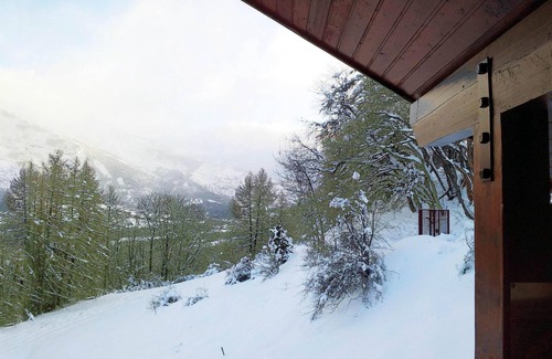 Saint-Leger-les-Melezes Apartment | Comfortable St Léger Apartment Near Slopes with Spa Access
