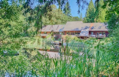 Gig Harbor House | Perfect Venue for Memorable Gatherings with Family & Friends