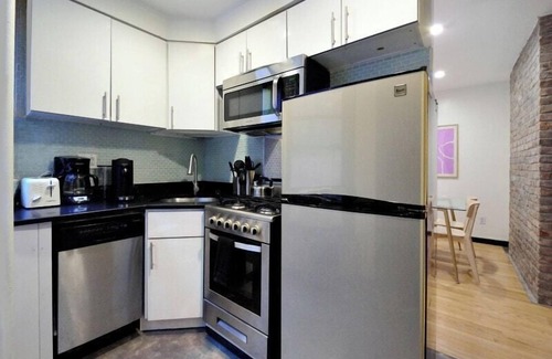 Rose Hill Apartment | Stylish 2 Bedroom Escape with Premium Amenities Awaits