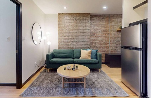 Peter Cooper Village Apartment | Discover The Gram XXI: Family-Friendly Getaway Awaits