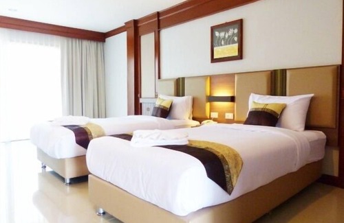Nan Hotel | Budget-Friendly Stay at The Impress Nan Hotel with Pool