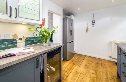Berwick-upon-Tweed Cottage | Pet-Friendly Indigo House with Garden in Berwick-Upon-Tweed