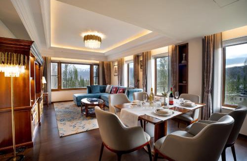 Leh Hotel | Experience The Indus Valley: 5-Star Comfort Awaits You