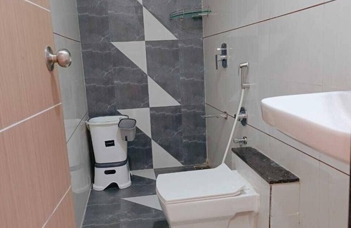Chotila Hotel | Budget-Friendly Stay at The Infinite Hotel by Nexottel