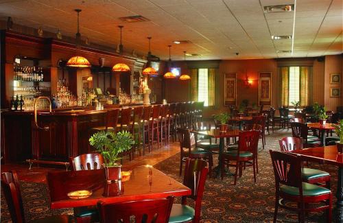 Wading River Hotel | Discover The Inn and Spa at East Wind with Private Pool