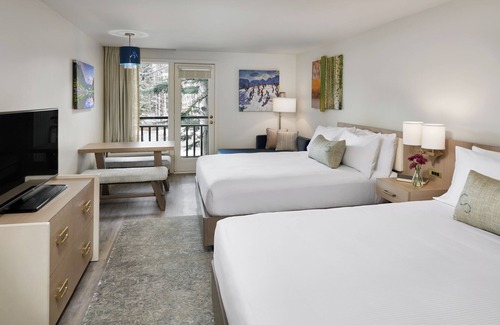 Aspen Hotel | Relaxing Getaway at The Inn at Aspen with Spa & Pool
