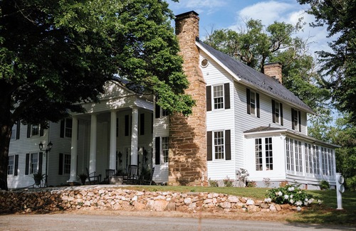 Warrenton House | Discover The Inn at Black Horse Manor in Virginia's Countryside