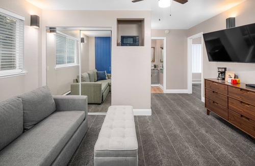 Tahoe City Hotel | Relax at The Inn at Boatworks: Spa & Family-Friendly Amenities