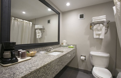 Boynton Beach Hotel | Family-Friendly Getaway at The Inn at Boynton Beach