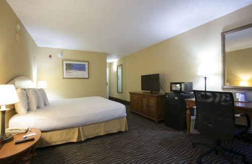 Boynton Beach Hotel | Family-Friendly Getaway at The Inn at Boynton Beach