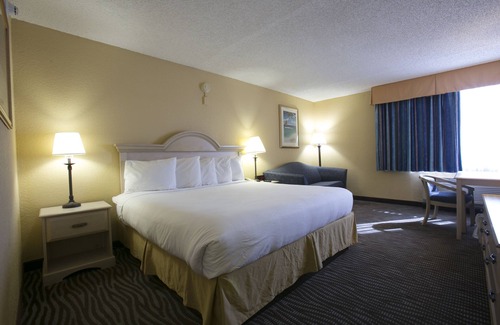 Boynton Beach Hotel | Family-Friendly Getaway at The Inn at Boynton Beach