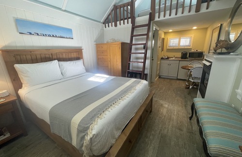 Provincetown Bed & Breakfast | Experience Ocean Views at The Inn at Cook Street