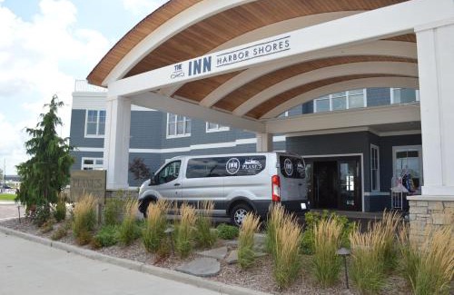 Saint Joseph Resort | Relax at The Inn at Harbor Shores with Spa & Pool Access