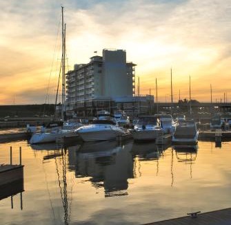 Saint Joseph Resort | Relax at The Inn at Harbor Shores with Spa & Pool Access