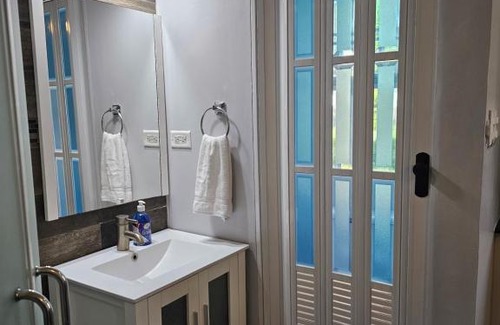 Diamond Apartment | Discover The Inn at Juzani: A Budget-Friendly Retreat