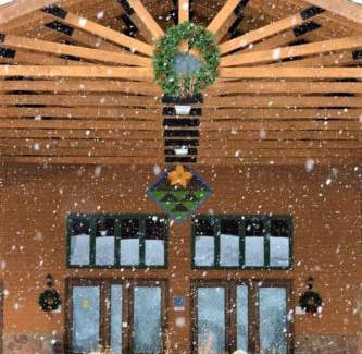 Granby Hotel | Relax at The Inn at Silvercreek with Oceanfront Views