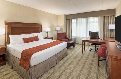 Blacksburg Hotel | Exceptional Stay at The Inn at Virginia Tech & Skelton Center