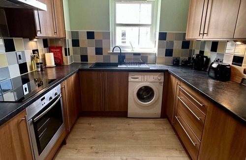 Inverness City Centre Apartment | The Inver Nest: Inverness