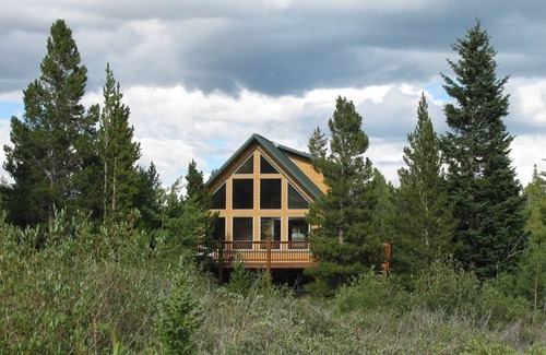 Alma Cabin | Secluded Irish Rose: Guest Rated 10/10 in Colorado Bliss