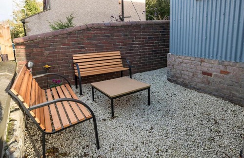 Crawcrook House | Experience The Iron Chapel: Pet & Child Friendly Retreat