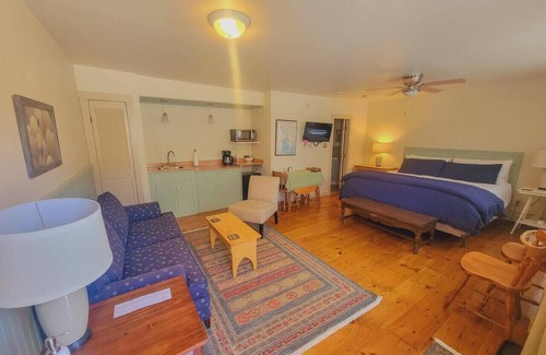 Stonington House | Historic Isaac Evans Inn with Oceanfront Views & Top Reviews