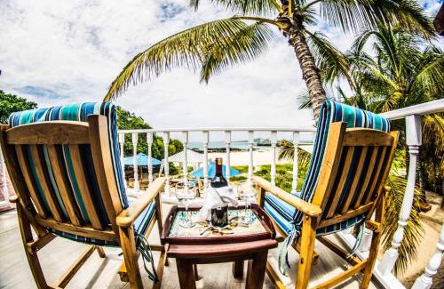 Puerto Villamil Bed & Breakfast | Discover The Isabela Beach House: Oceanfront Bliss Awaits