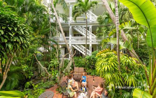 Historic Seaport Apartment | Explore The Island Suite at KW Vacation with Ocean Views